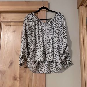 Leopard pint zip silky blouse